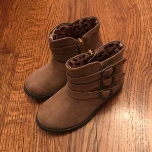 NWOT Toddler girls Cynthia Rowley booties